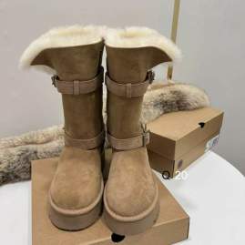 Picture of UGG Shoes _SKUUGGsz35-40XX080619850